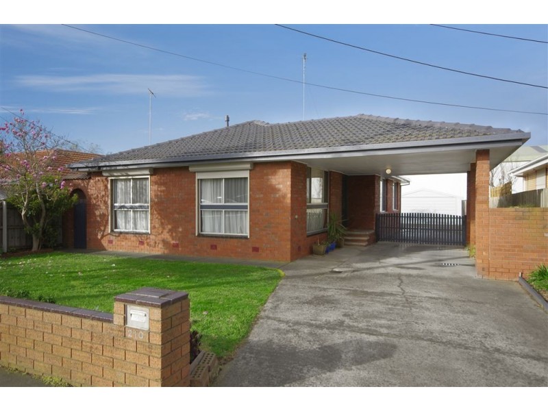 210 Thompson Road, North Geelong VIC 3215