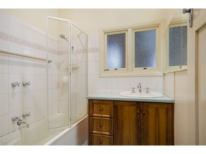 29 Libau Avenue, Bell Park VIC 3215