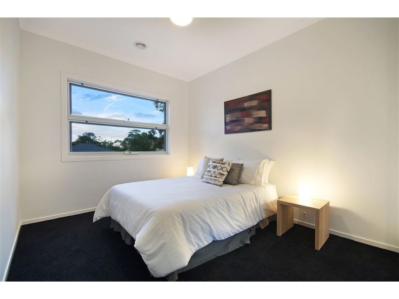 1/22 Myrtle Grove, North Shore VIC 3214