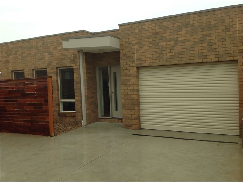 2/43 Yaraan Street, Bell Park VIC 3215