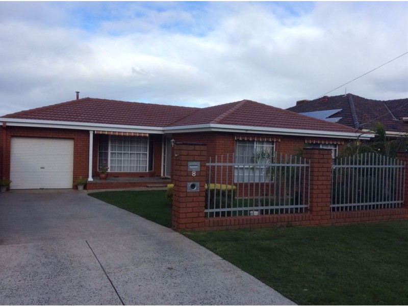 8 Darcy Crescent, Bell Post Hill VIC 3215