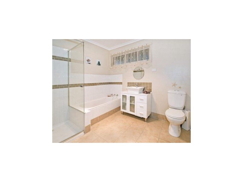 16 Harding  Street, Corio VIC 3214