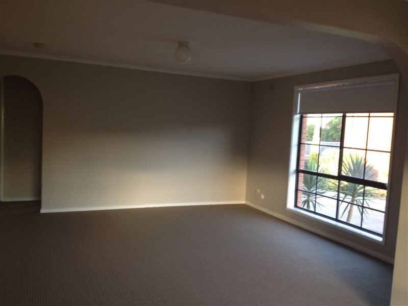 1/30 Leila Crescent, Bell Post Hill VIC 3215