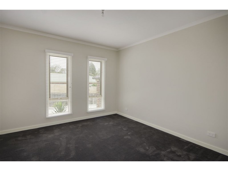 3/4 Reta Close, Leopold VIC 3224