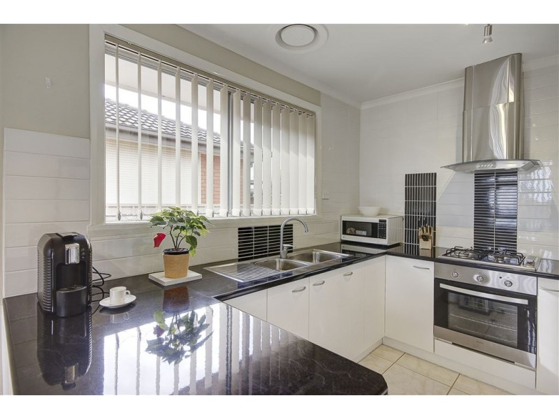 12 Korumburra Close, Norlane VIC 3214