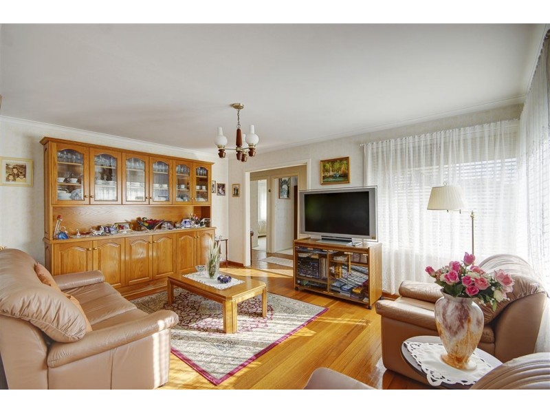 23 Atami Crescent, Corio VIC 3214