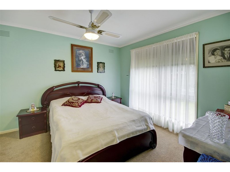 9 Marilyn Close, Corio VIC 3214