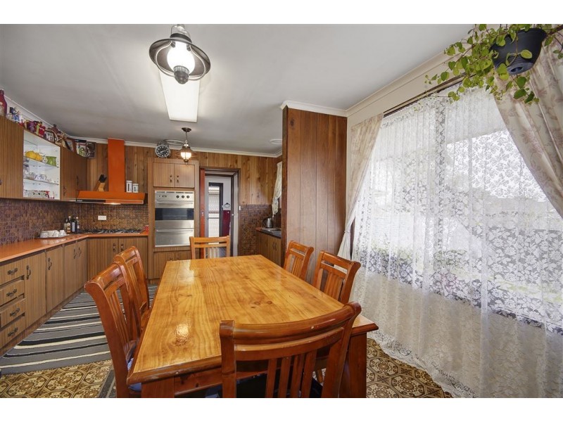 8 Amaroo Court, Bell Park VIC 3215