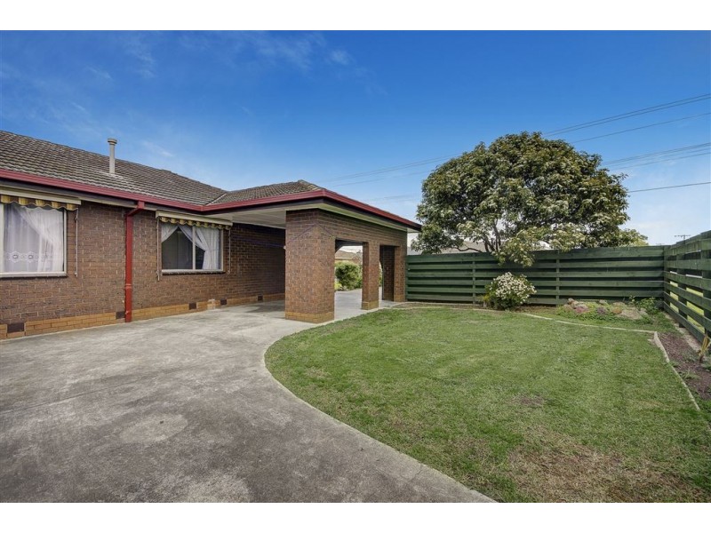 8 Amaroo Court, Bell Park VIC 3215