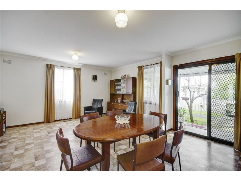 222 Shannon Avenue, Geelong West VIC 3218