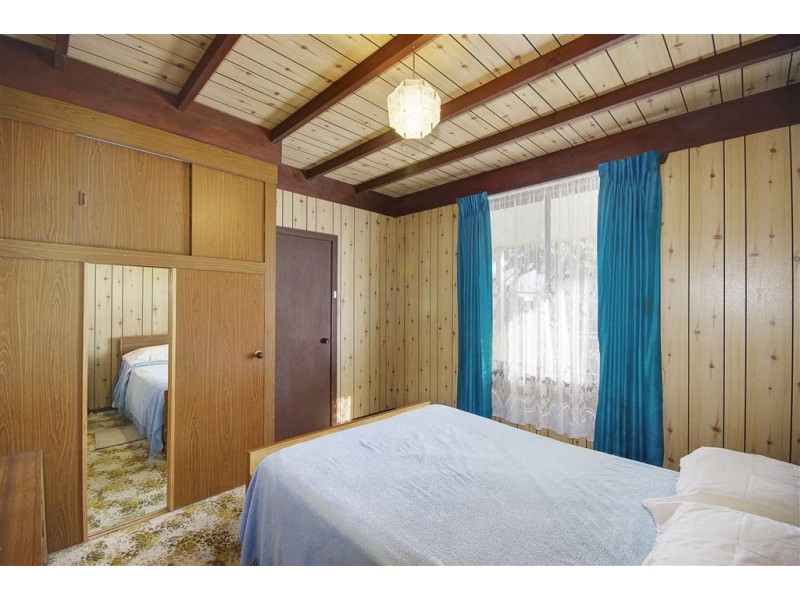 222 Shannon Avenue, Geelong West VIC 3218