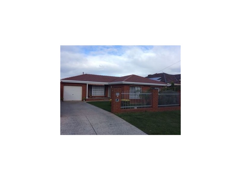 8 Darcy Crescent, Bell Post Hill VIC 3215
