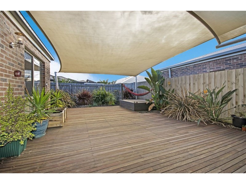 2 Geraghty Court, Lovely Banks VIC 3221