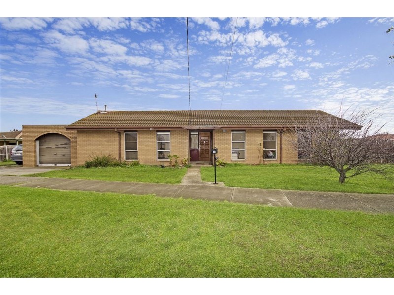 15 English Court, Corio VIC 3214