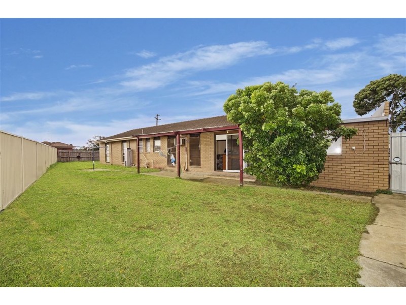 15 English Court, Corio VIC 3214