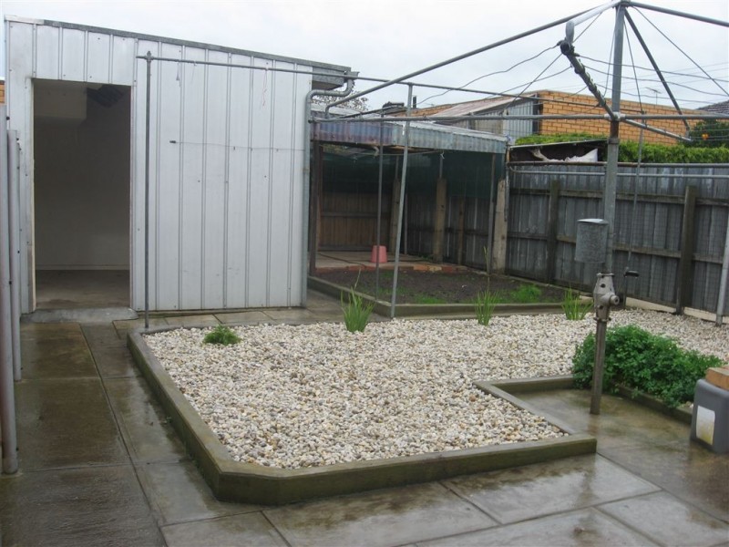 35 Thorburn Street, Bell Park VIC 3215