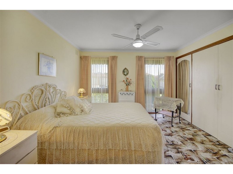 13 Wellwood Avenue, Norlane VIC 3214