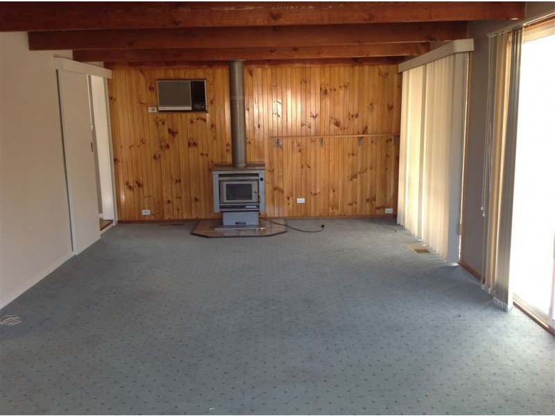 18 June Ave, Hamlyn Heights VIC 3215