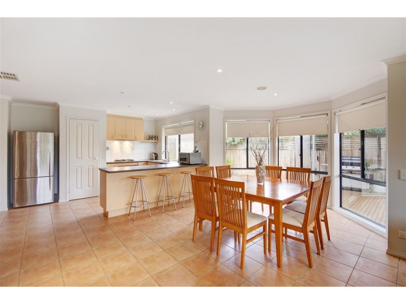 3 Sherman Court, Lovely Banks VIC 3221