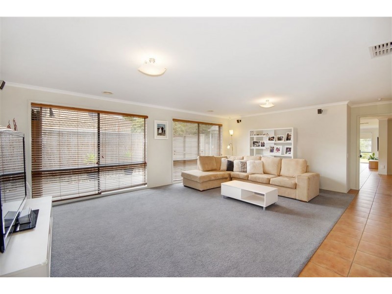 3 Sherman Court, Lovely Banks VIC 3221