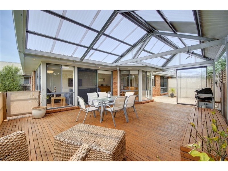 3 Sherman Court, Lovely Banks VIC 3221
