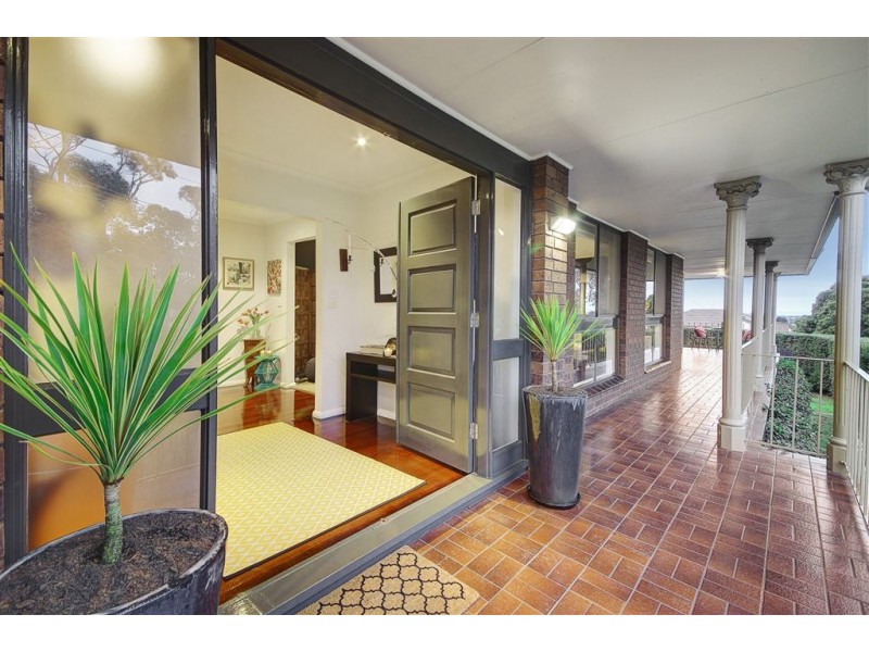 1 Darcy Crescent, Bell Post Hill VIC 3215