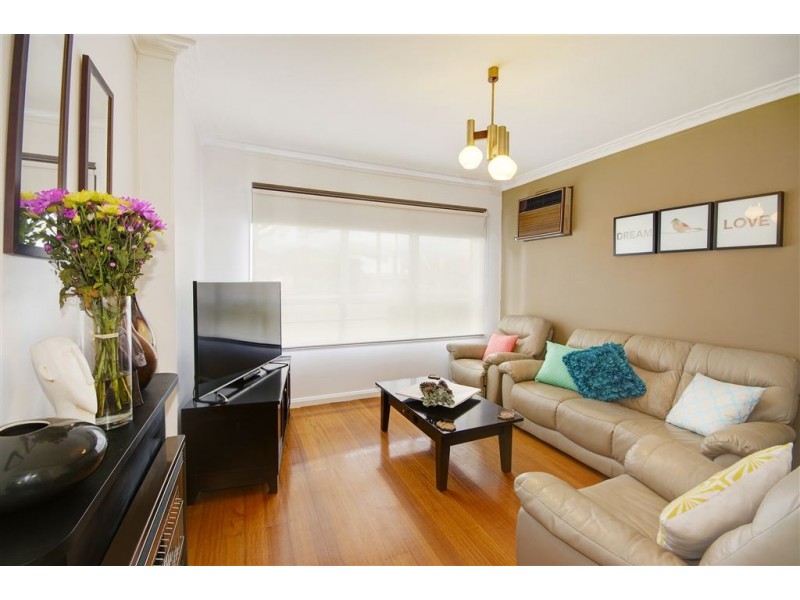 5 Maple Crescent, Bell Park VIC 3215
