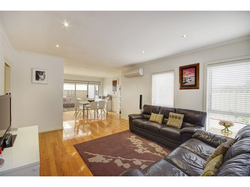 2/40 Thorburn Street, Bell Park VIC 3215