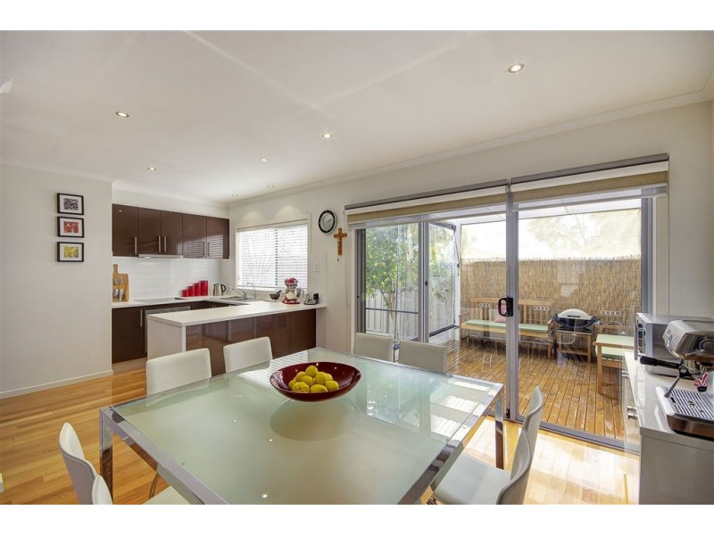 2/40 Thorburn Street, Bell Park VIC 3215