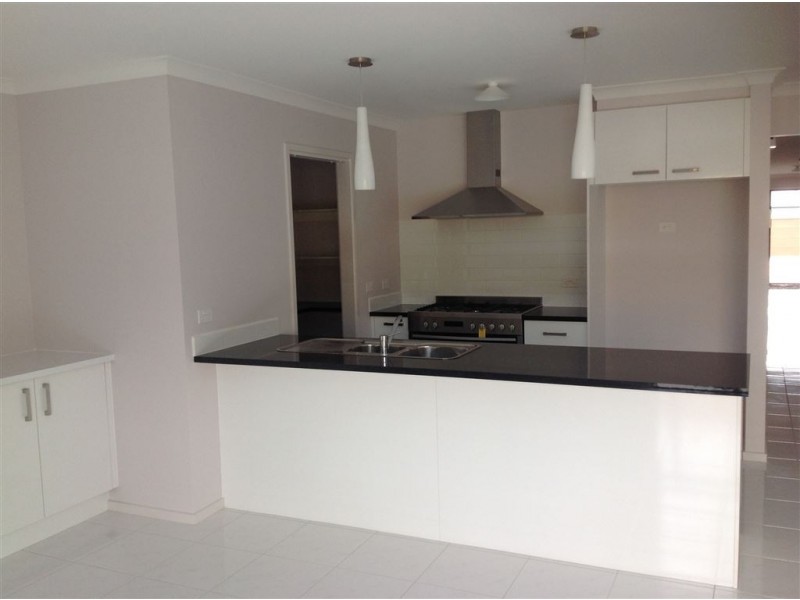 12 Seagrass Street, Leopold VIC 3224