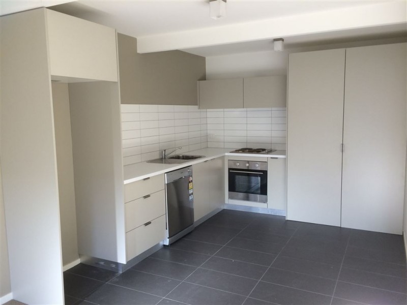 2 436 Ryrie Street, East Geelong VIC 3219