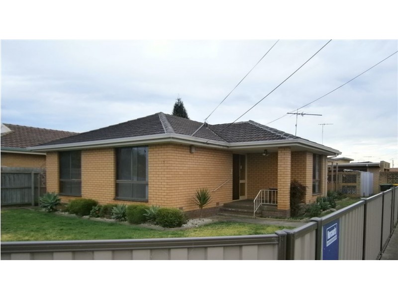 2 Page Street, Norlane VIC 3214