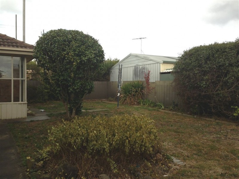 6 Perry Court, Herne Hill VIC 3218