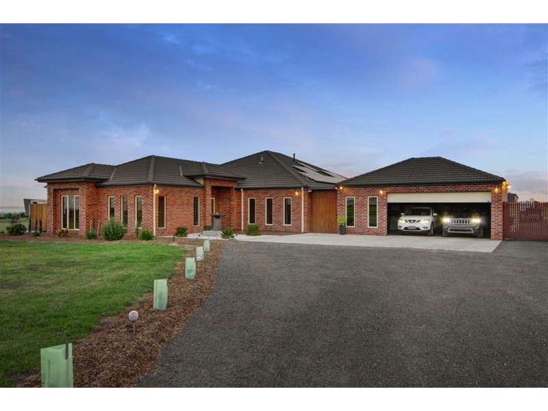 325 Tower Hill Drive, Lovely Banks VIC 3221