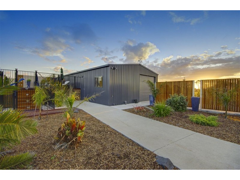 325 Tower Hill Drive, Lovely Banks VIC 3221
