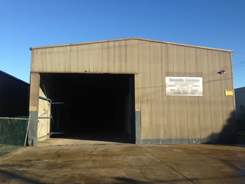 15 Seaside Parade, North Shore VIC 3214