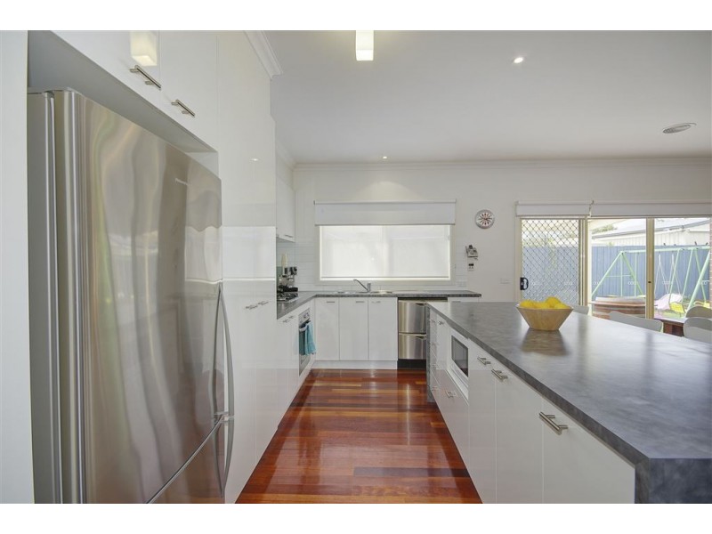 30 Hedgeley Road, Bell Park VIC 3215