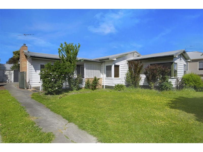 2 Torquay Road, Belmont VIC 3216