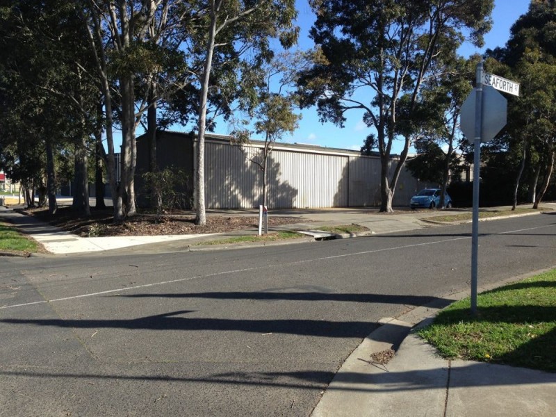 15 The Esplanade, North Shore VIC 3214