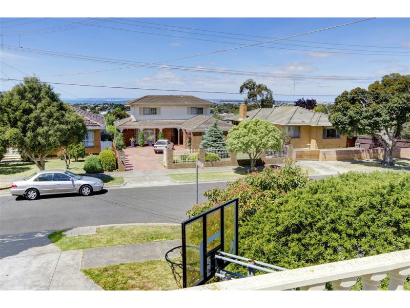 34 Beulah Street, Hamlyn Heights VIC 3215