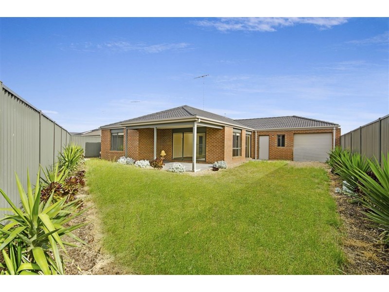 18 Barnong Way, Lara VIC 3212