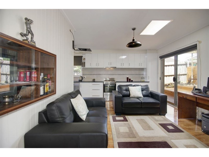 61 Newton Avenue, Bell Post Hill VIC 3215