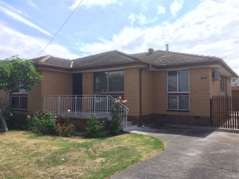 609 Thompson Road, Norlane VIC 3214