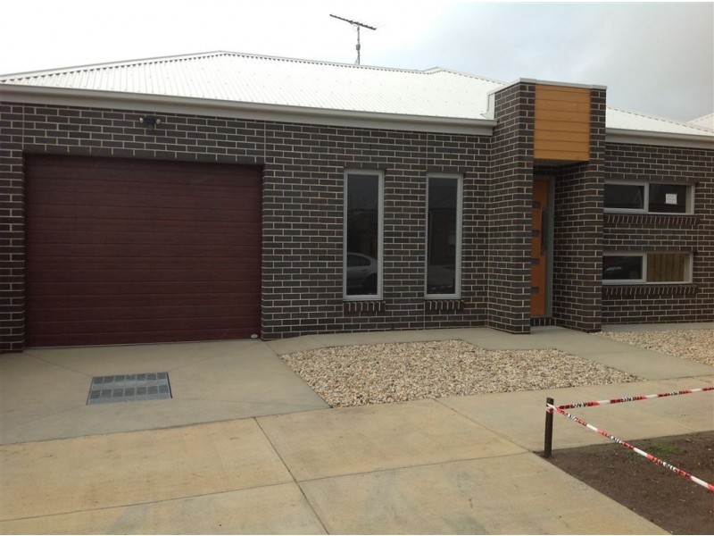 45 Yaraan Street, Bell Park VIC 3215