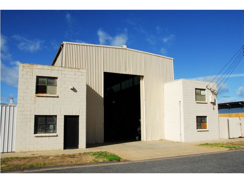 16 Martin Street, Birkenhead SA 5015