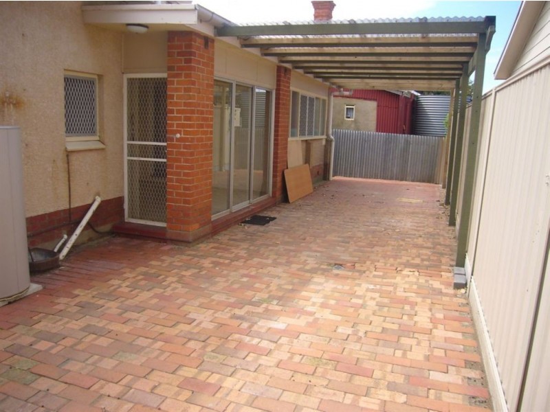 21 Seaview Road, Victor Harbor SA 5211