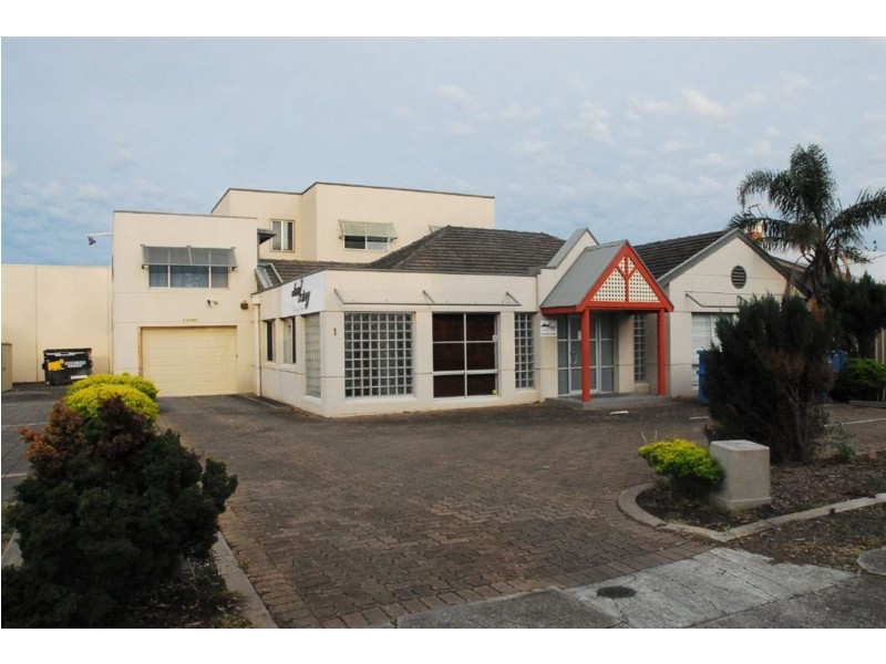 1 Avonmore Avenue, Trinity Gardens SA 5068