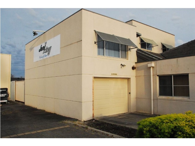 1 Avonmore Avenue, Trinity Gardens SA 5068