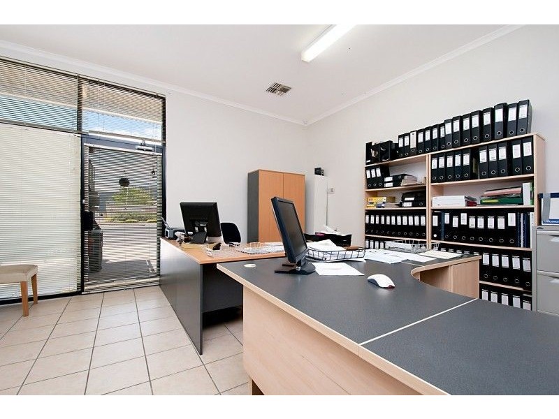 76 Richmond Road, Keswick SA 5035