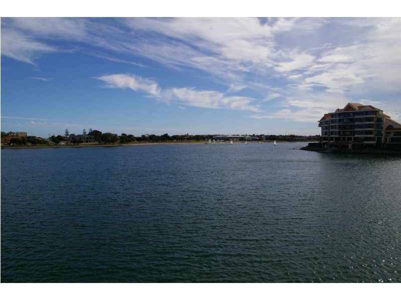 5/149 Brebner Drive, West Lakes SA 5021